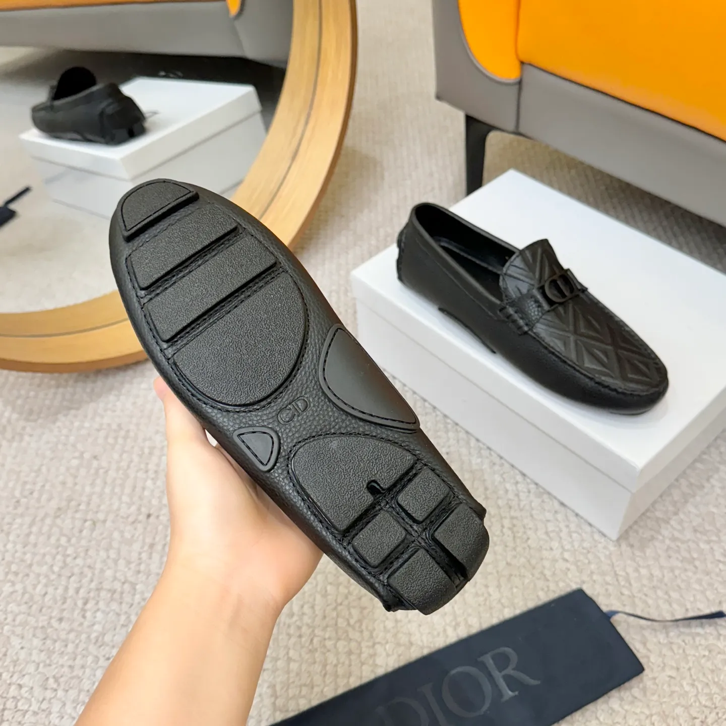 Men's clothing and shoes 💰420! (Yangli) Quality DIOR [Dior’s latest arrival] real auction hot-selling Doudou shoes 🔍DIOR) new Doudou shoes 👍Belgian designer Martin Margiela serves as Gucci shoe designer y full of charm, luxury style gentleman upper: imported cowhide, lining with spring sweat-absorbent first-layer sheepskin. Outsole Brand outsole, the last stitching on the bottom will never come off; equipped with classic Gucci exquisite hardware C D buckle💋The whole pair of shoes is fashionable and casual without losing high-end style; standard 38-46